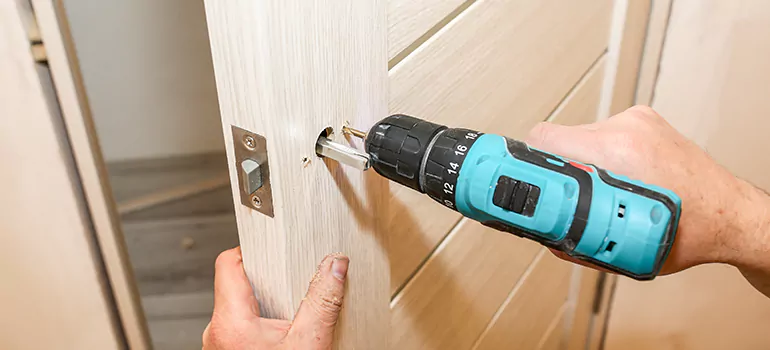 Old Door Knob Repair in Oakland, CA