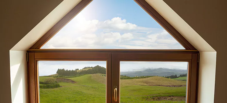 Trapezoid Window Maintenance in Oakland, CA