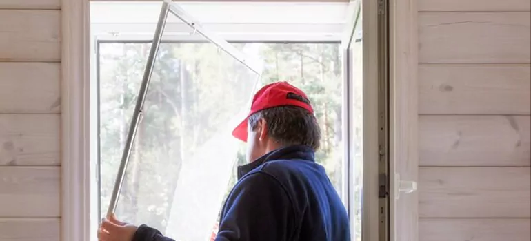 Expandable Window Screen Installation in Oakland, CA